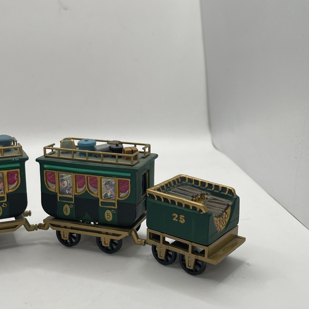 Dept 56 Heritage Village The Flying Scot Train Set 4 Porcelain Pieces 5573-5 - Picture 7 of 12